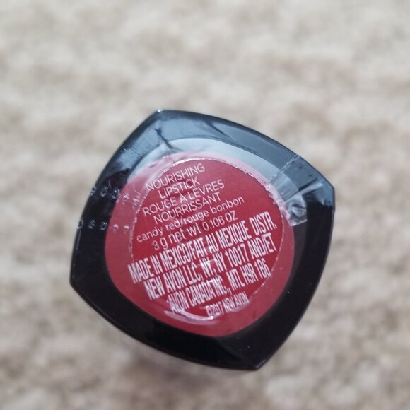 **NEW** Avon True Color Nourishing Lipstick Candy Red - Picture 4 of 4
